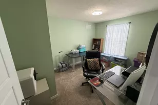 N114W20932 Briarwood Ln, Germantown, WI 53022 - Photo 13