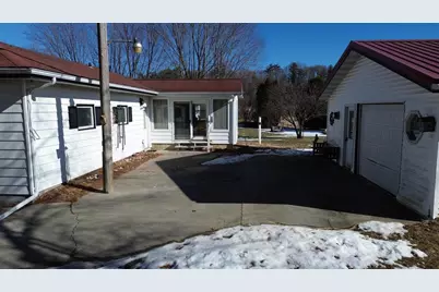 W10035 Highway 82, Elroy, WI 53929 - Photo 33