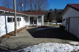 W10035 Hwy 82, Elroy, WI 53929 - Photo 33