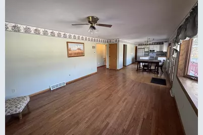 W10035 Highway 82, Elroy, WI 53929 - Photo 7