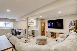 910 Yorktown Rd, DeForest, WI 53532 - Photo 35