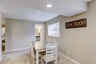 910 Yorktown Rd, DeForest, WI 53532 - Photo 33