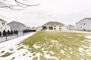 910 Yorktown Rd, DeForest, WI 53532 - Photo 57