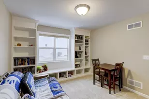 910 Yorktown Rd, DeForest, WI 53532 - Photo 19