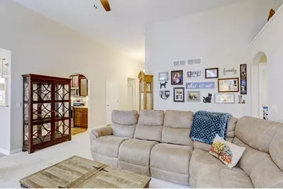 910 Yorktown Road, DeForest, WI 53532 - Photo 5