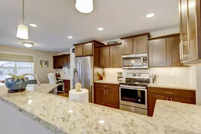 910 Yorktown Road, DeForest, WI 53532 - Photo 11