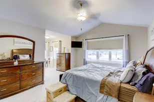 910 Yorktown Rd, DeForest, WI 53532 - Photo 23