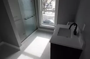 423 St Lawrence Ave, Beloit, WI 53511 - Photo 5