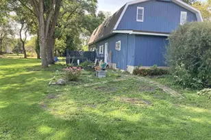 435 S Main St, Fall River, WI 53932 - Photo 63