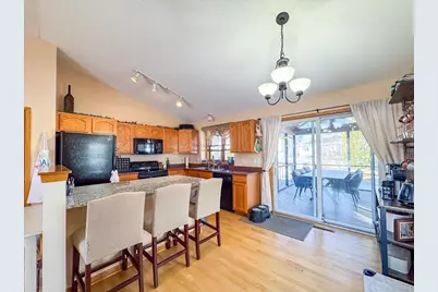 3814 Ice Age Drive, Madison, WI 53719 - Photo 5