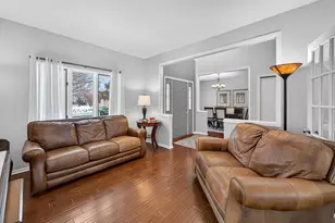 442 Augusta Dr, Madison, WI 53717 - Photo 7