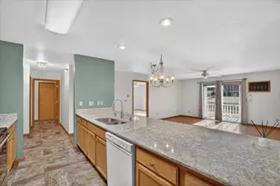 715 Canterberry Ct, West Bend, WI 53090 - Photo 7