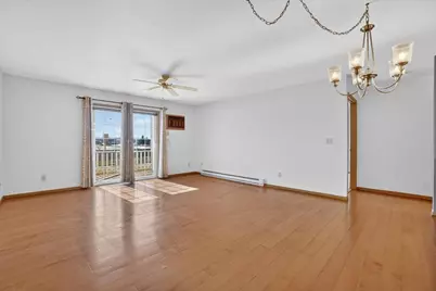 715 Canterberry Court #109, West Bend, WI 53090 - Photo 9