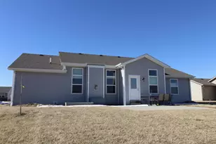 2635 S Claremont Dr, Beloit, WI 53511 - Photo 33