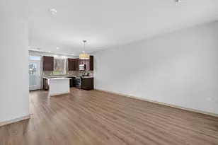 2815 No Oaks Ridge, Fitchburg, WI 53711 - Photo 3