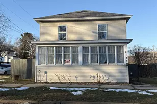 213 W Monowau St, Tomah, WI 54660 - Photo 1