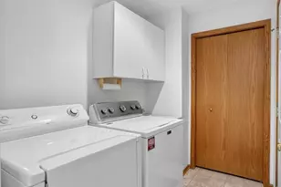 434 Cherry Hill Dr, Madison, WI 53717 - Photo 15