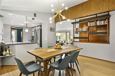 5526 Englewood Road, Madison, WI 53705 - Photo 9