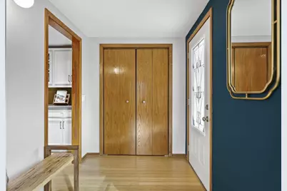 5526 Englewood Road, Madison, WI 53705 - Photo 5