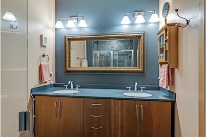 615 W Main Street #210, Madison, WI 53703 - Photo 25