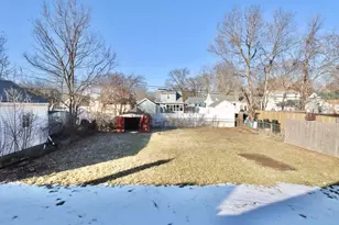 1733 W Grand Ave, Beloit, WI 53511 - Photo 11