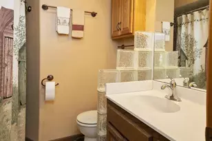 1018 Monroe St, Fort Atkinson, WI 53538 - Photo 25