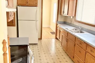 408 S Lincoln Ave, Beaver Dam, WI 53916 - Photo 3