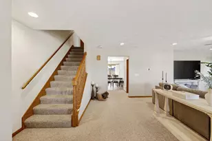 3823 Falcon Ridge Dr, Janesville, WI 53548 - Photo 9