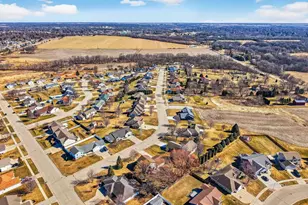 3823 Falcon Ridge Dr, Janesville, WI 53548 - Photo 39