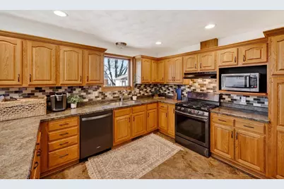 3823 Falcon Ridge Drive, Janesville, WI 53548 - Photo 15