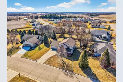 3823 Falcon Ridge Drive, Janesville, WI 53548 - Photo 37