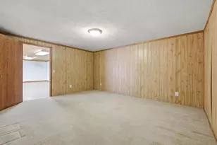 570 Riverview Dr, Marshall, WI 53559 - Photo 27