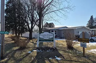 18 Falling Creek Dr, Janesville, WI 53548 - Photo 1