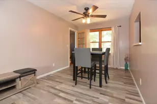 1909 E Memorial Dr, Janesville, WI 53545 - Photo 7