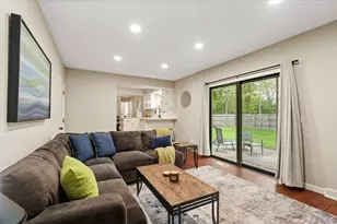 1030 Somerset Dr, Janesville, WI 53546 - Photo 9