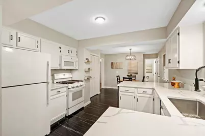 1030 Somerset Drive, Janesville, WI 53546 - Photo 13