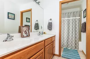 324 Diamond Oaks Dr, Ridgeville, WI 53533 - Photo 21