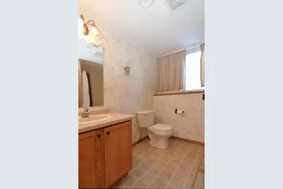 1025 Melvin Court, Madison, WI 53704 - Photo 21