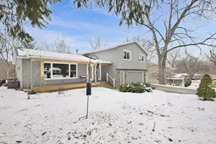 21 Julia Cir, Madison, WI 53705 - Photo 3