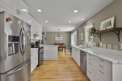 21 Julia Circle, Madison, WI 53705 - Photo 15