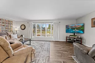 128 Monroe St, Baraboo, WI 53913 - Photo 7