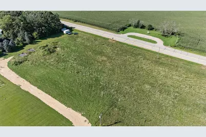 W7896 Loveland Road, Poynette, WI 53955 - Photo 5