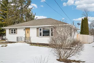 116 Mary St, Watertown, WI 53094 - Photo 3