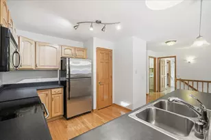 749 Cricket Ln, Middleton, WI 53562 - Photo 15