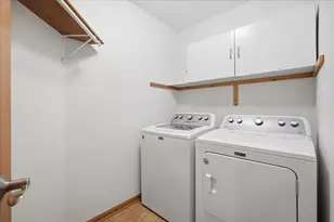 749 Cricket Ln, Middleton, WI 53562 - Photo 11