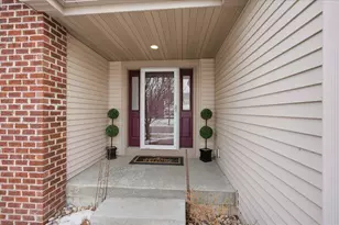 749 Cricket Ln, Middleton, WI 53562 - Photo 3