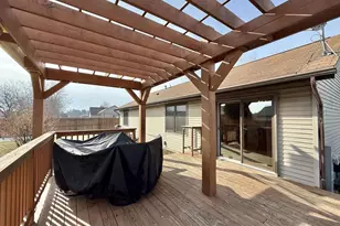 2656 N Wuthering Hills Dr, Janesville, WI 53546 - Photo 33