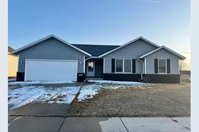 2611 Affirmed Drive, Janesville, WI 53546 - Photo 3