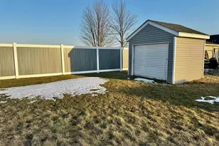 2611 Affirmed Dr, Janesville, WI 53546 - Photo 33