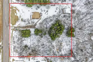 E10013 Co Rd P, Delton, WI 53965 - Photo 37